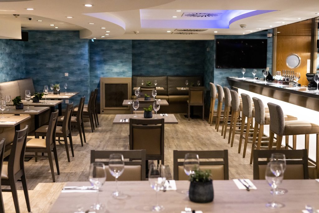 The Grill Lounge & Bar